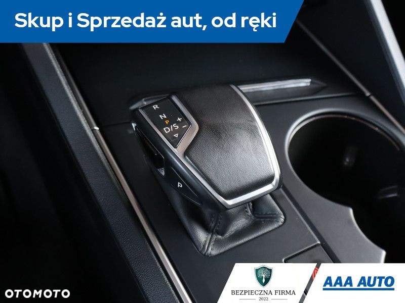 Volkswagen Touareg - 14