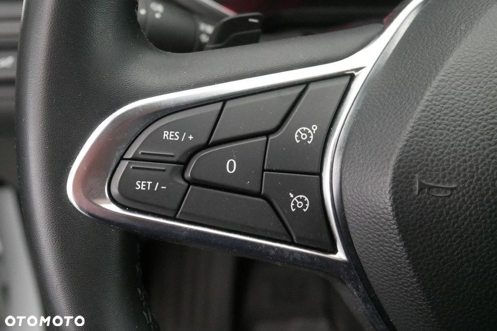 Renault Captur - 22