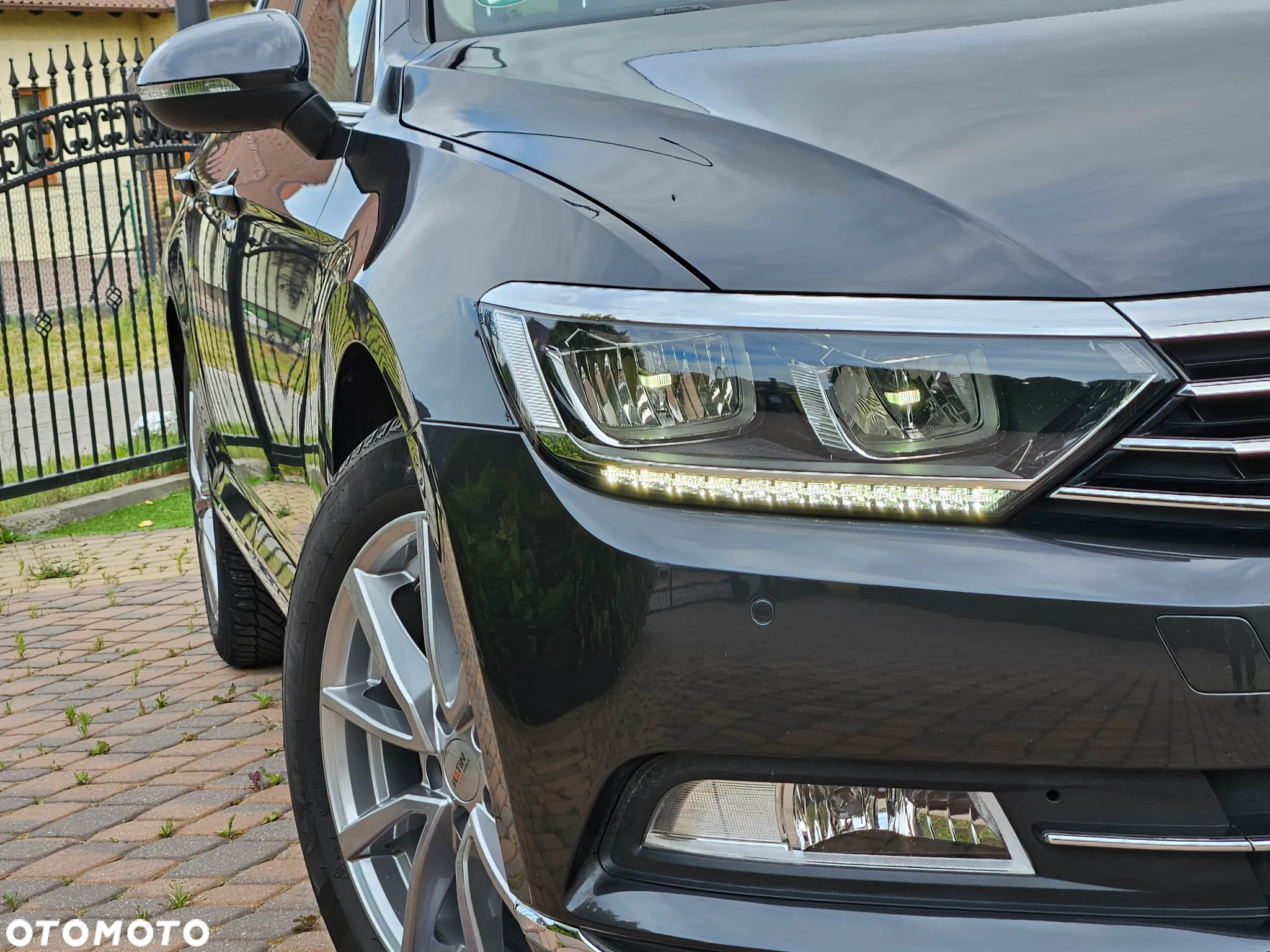 Volkswagen Passat - 30