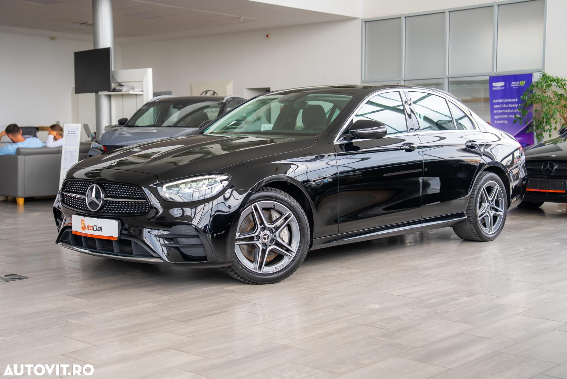 Mercedes-Benz E 350e 9G-TRONIC AMG Line - 2