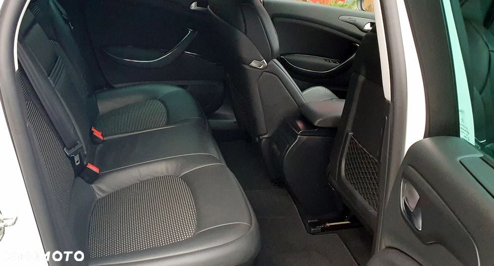 Citroën C5 BlueHDi 180 S&S EAT6 Cross - 21