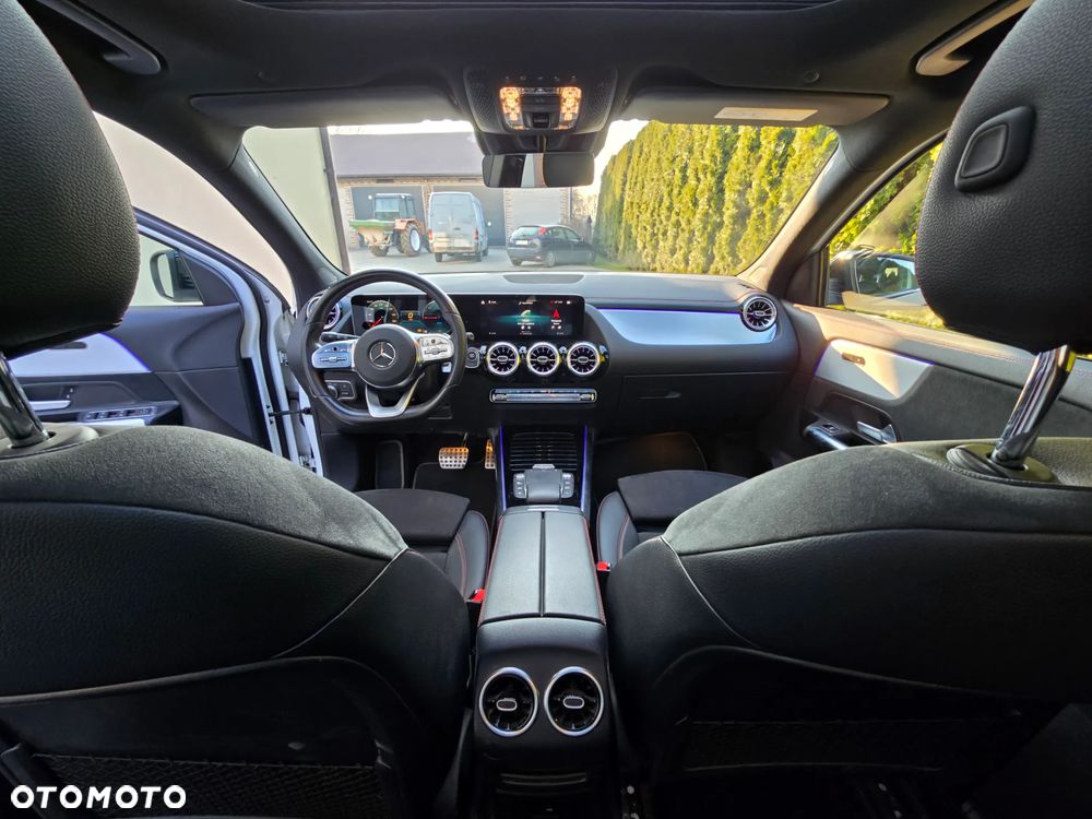 Mercedes-Benz EQA - 15