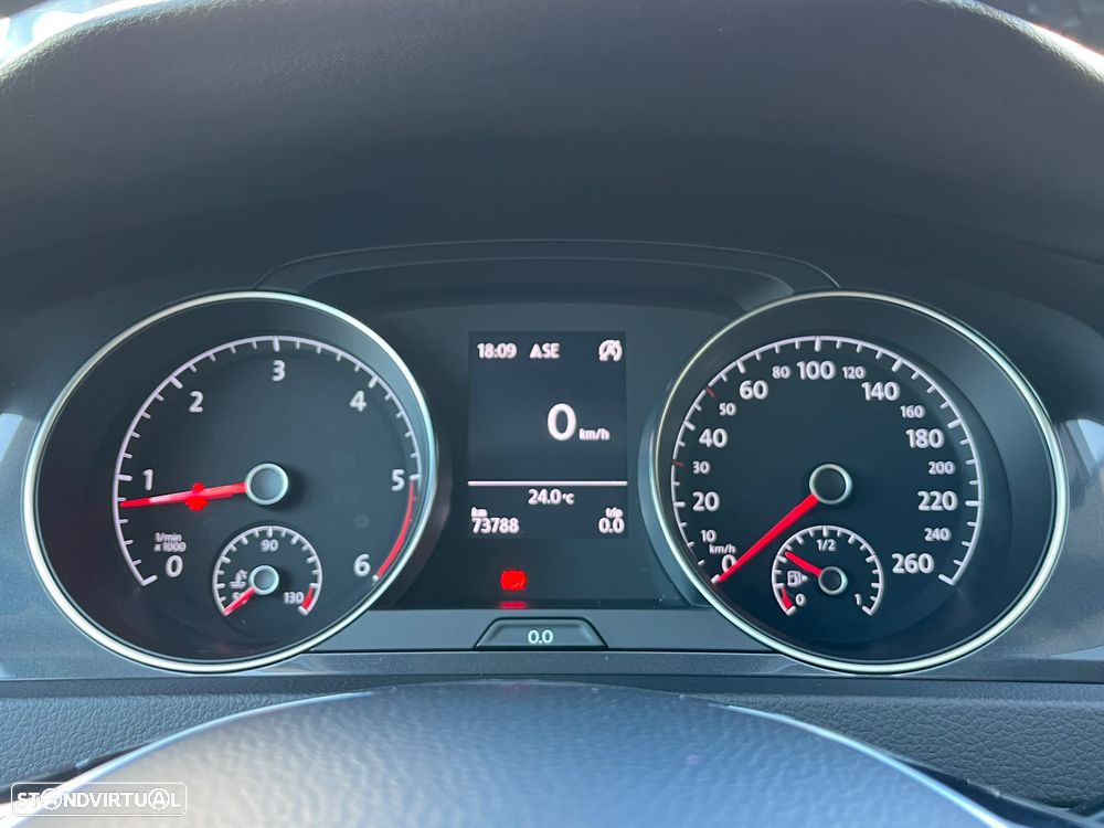 VW Golf 1.6 TDI R-Line - 17