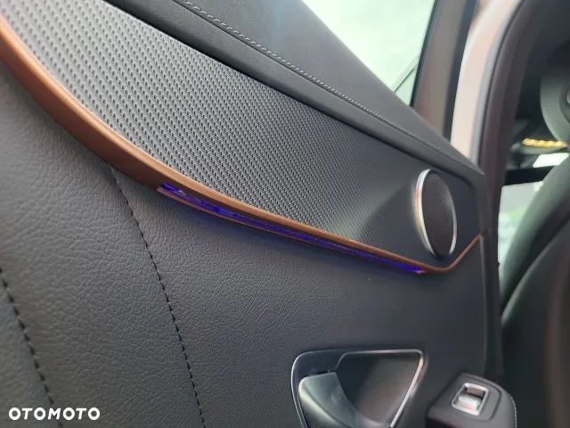 Mercedes-Benz EQC 400 4-Matic Sport - 22