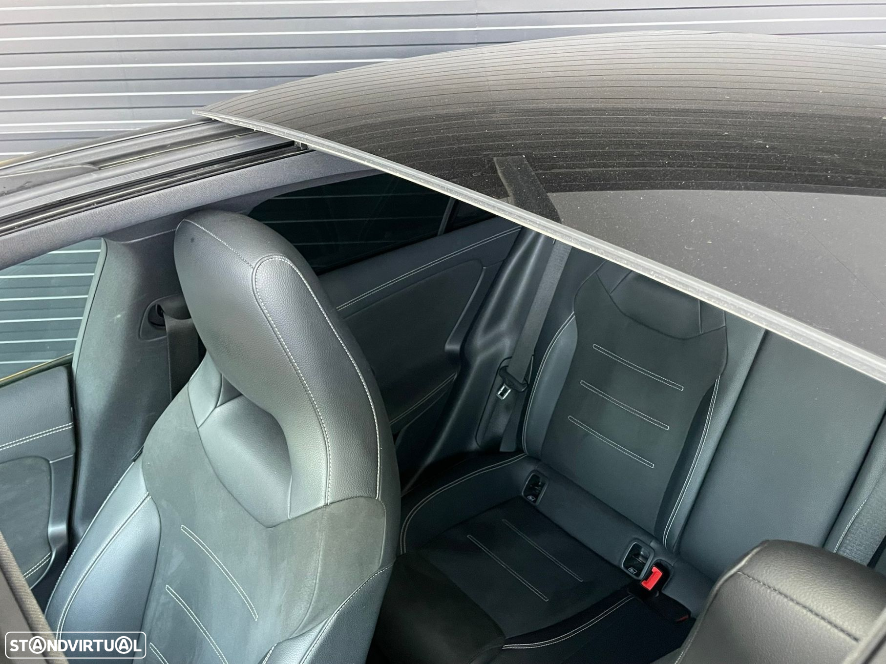 Mercedes-Benz CLA 250 - 12