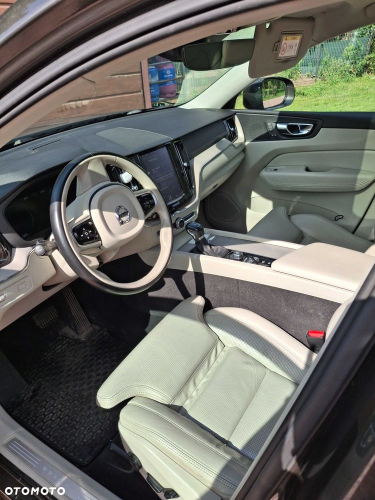 Volvo Xc 60 2018 photo 4
