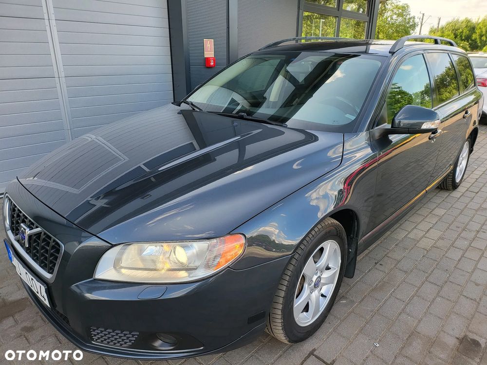 Volvo V70 2.5T Summum - 17