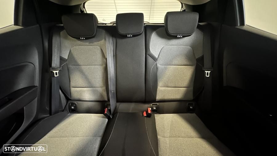 Mitsubishi Colt 1.0 MPI-T Invite - 23