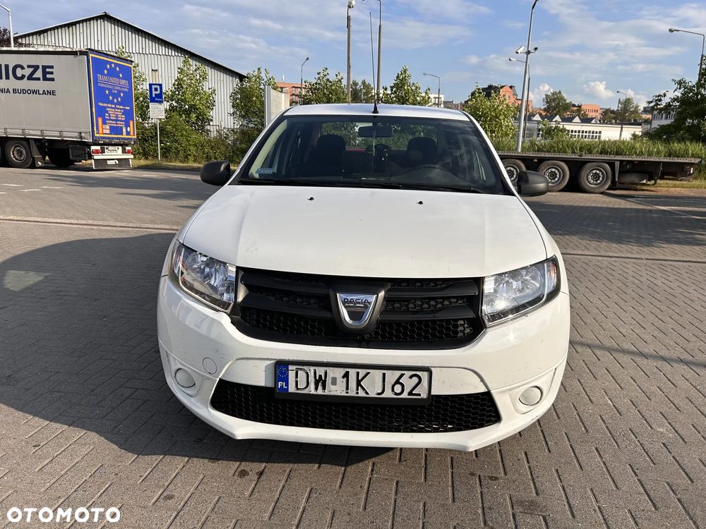 Dacia Logan 1.2 16V Laureate BL - 2