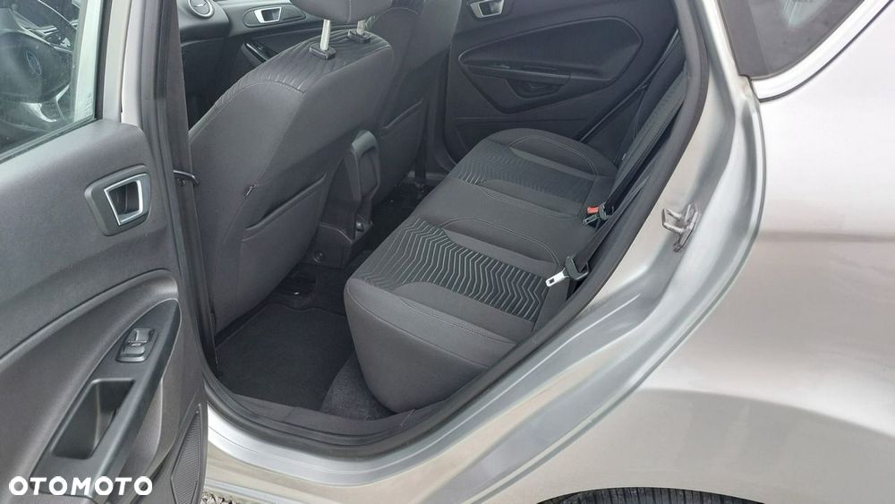 Ford Fiesta 1.0 EcoBoost STart-Stop Titanium - 10