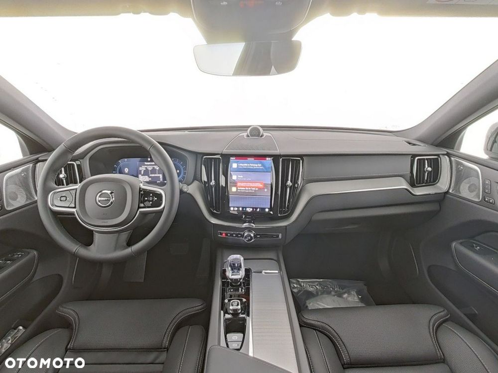 Volvo XC 60 B5 B AWD Ultra Black Edition - 5