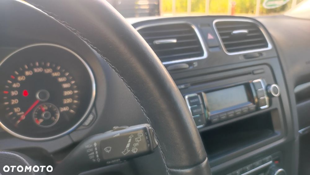 Volkswagen Golf 1.4 TSI Highline - 13