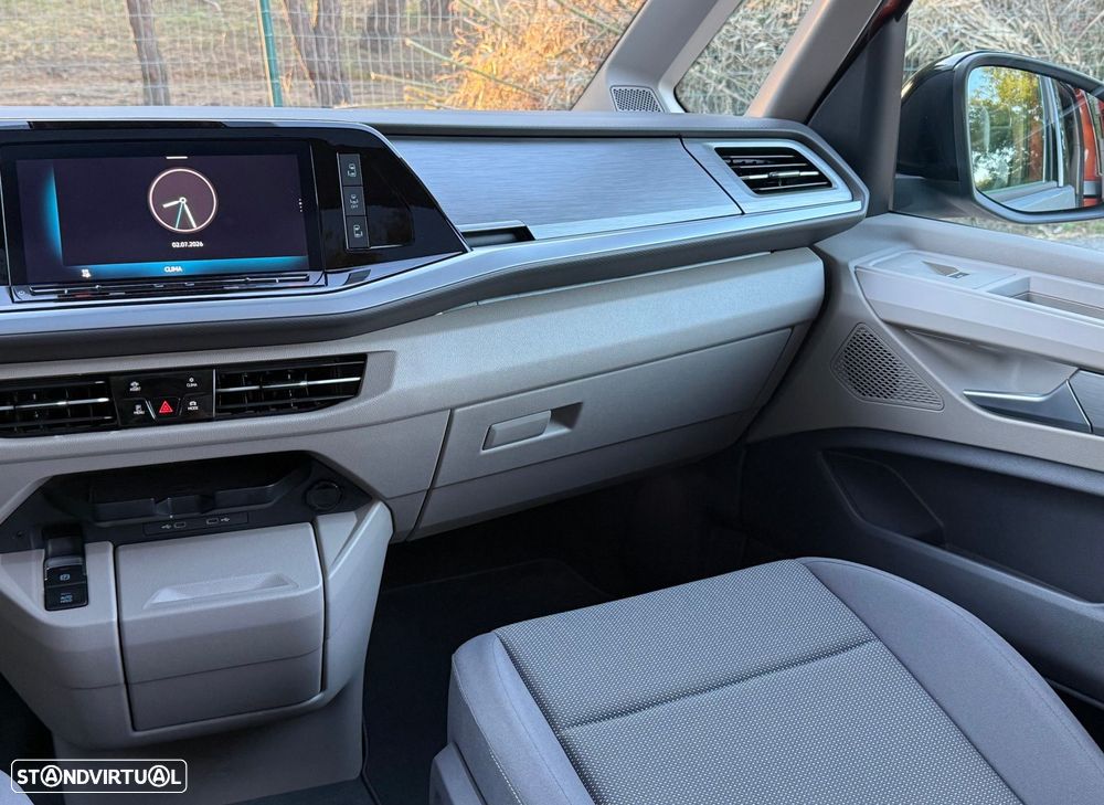 VW Multivan 1.5 TSI e-Hybrid Life DSG - 24