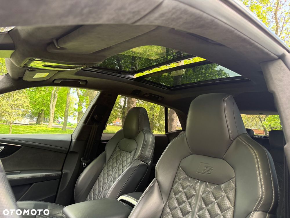 Audi SQ8 - 20