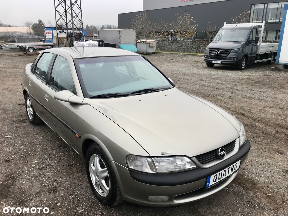 Opel Vectra 2.0 CD - 7