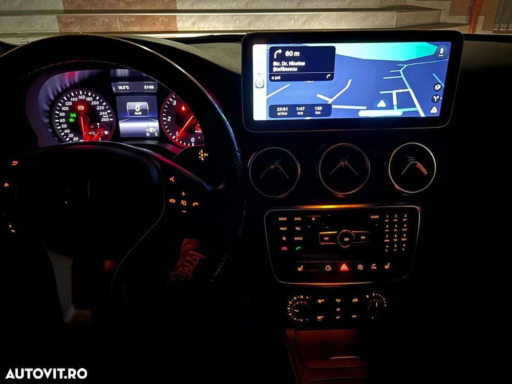 Mercedes-Benz A - 10