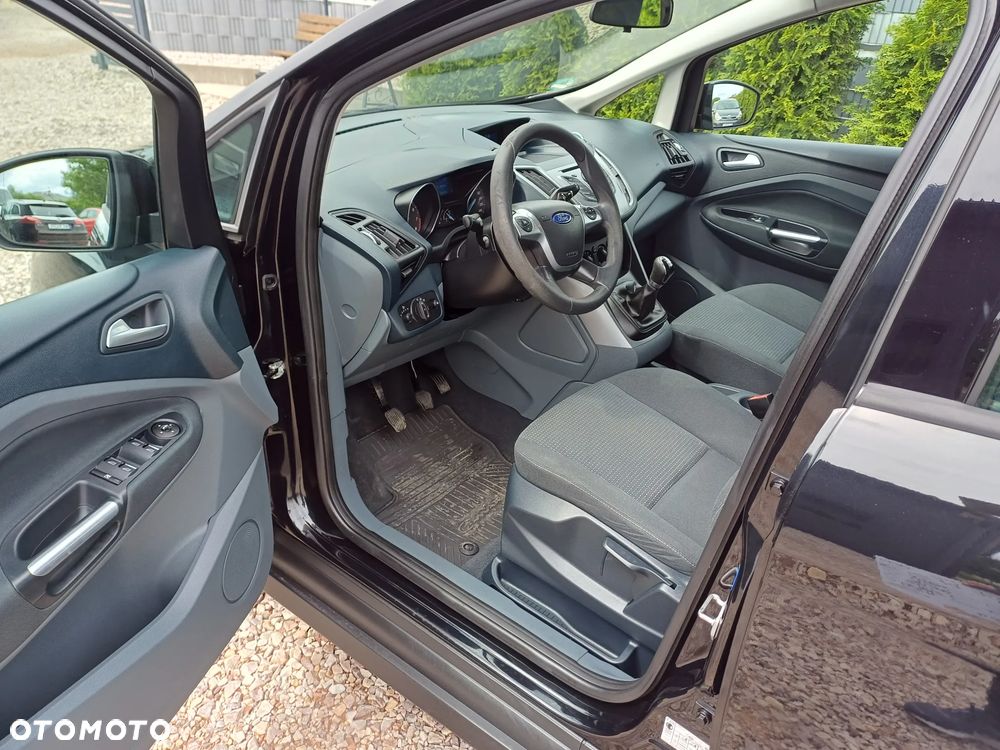 Ford C-MAX - 12