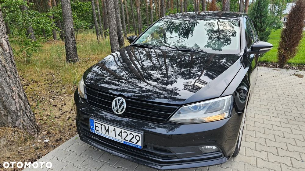 Volkswagen Jetta 2.0 TDI DPF BMT Comfortline - 2