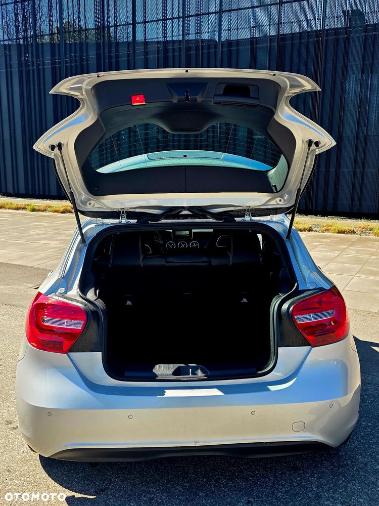 Mercedes-Benz Klasa A 180 (BlueEFFICIENCY) - 11