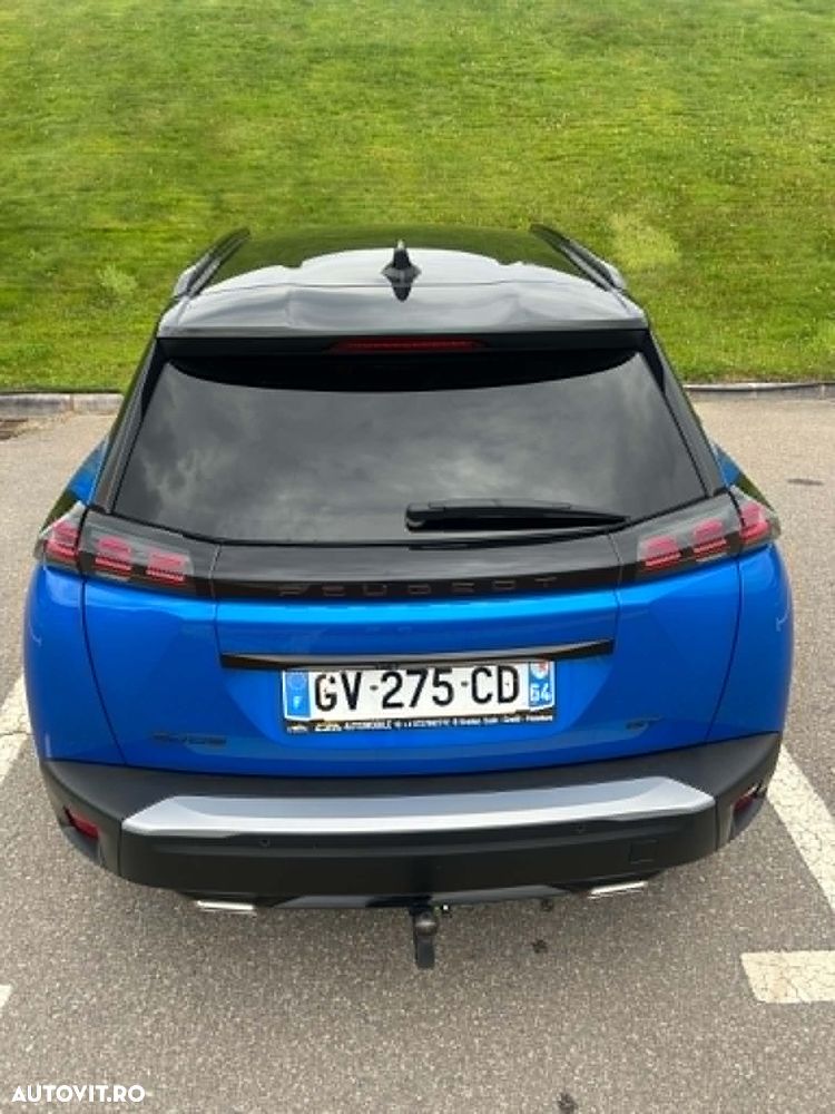 Peugeot 2008 PureTech 130 EAT8 GT Exclusive - 10