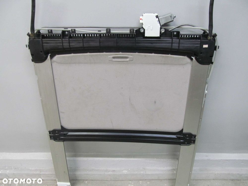 MITSUBISHI GRANDIS SZYBERDACH TYL 03/11 OKAZJA! - 3
