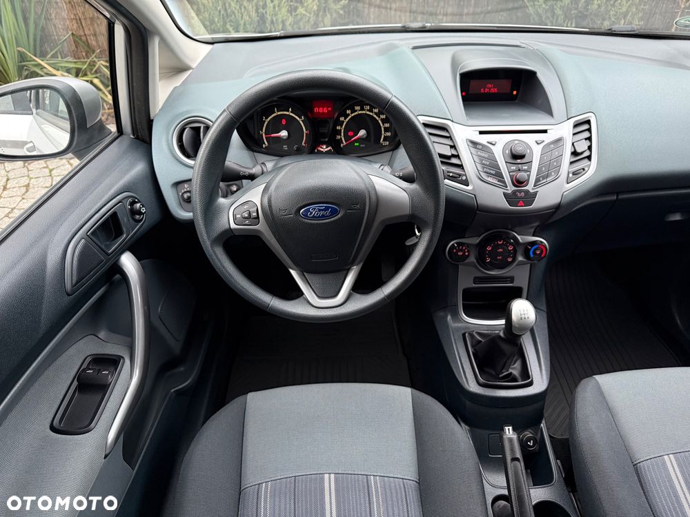 Ford Fiesta 1.25 Viva - 26