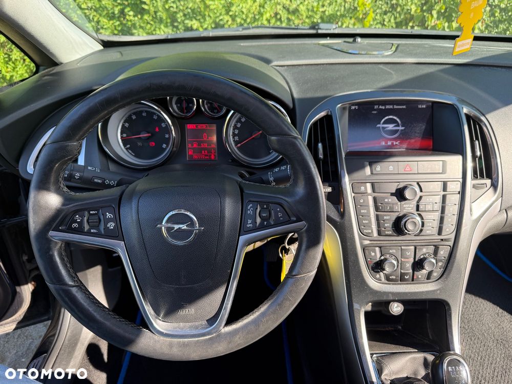 Opel Astra 1.4 Turbo Exklusiv - 16