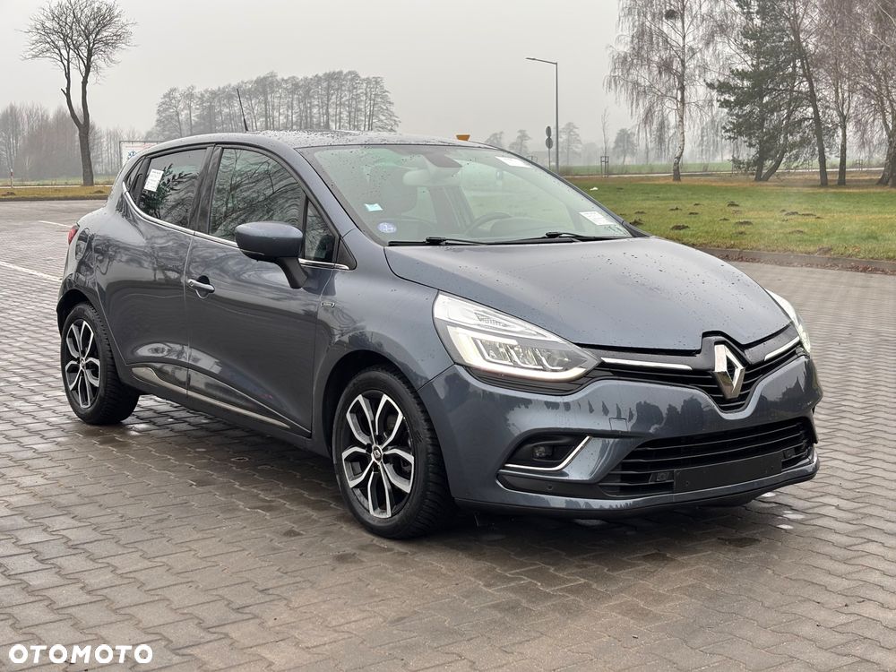 Renault Clio - 6