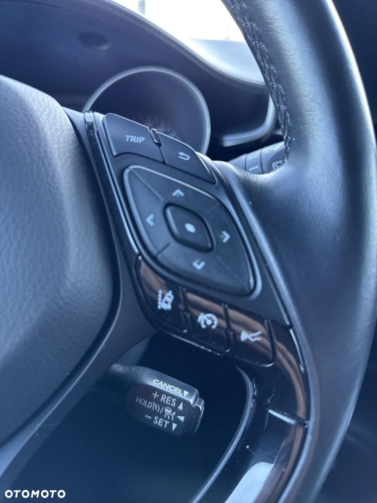Toyota C-HR 1.8 Hybrid Premium - 17