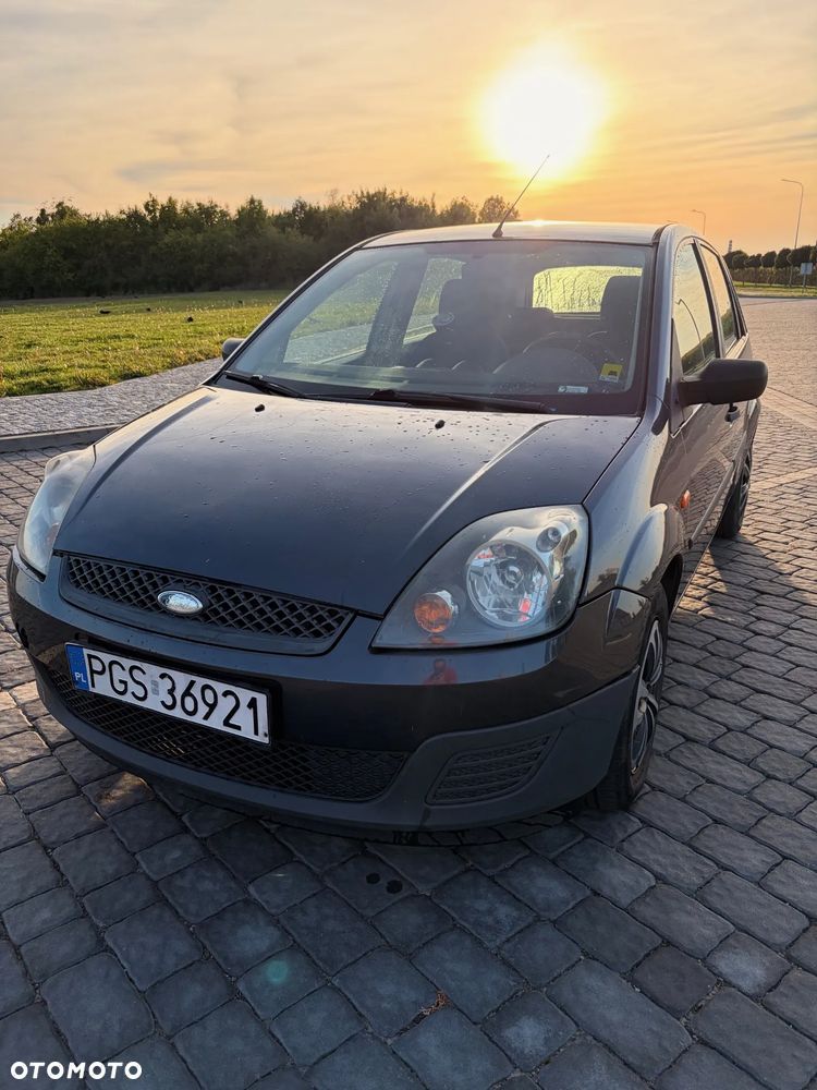 Ford Fiesta - 2