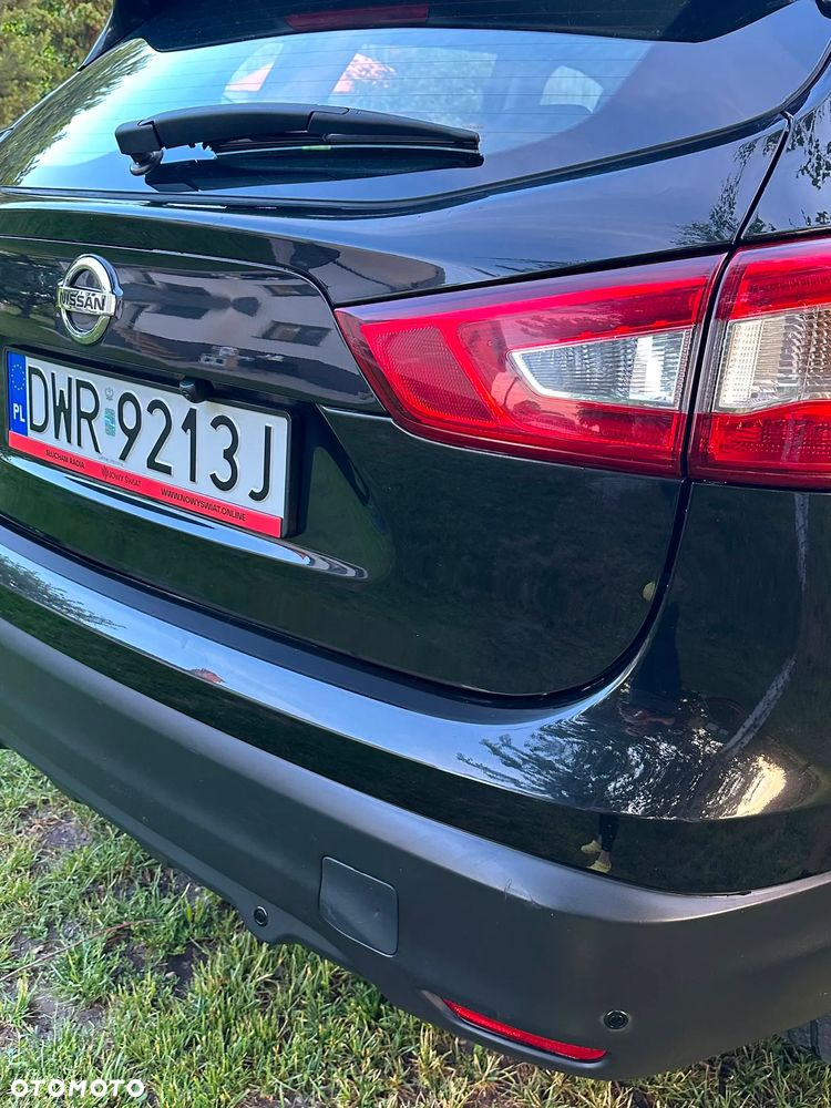 Nissan Qashqai 1.2 DIG-T N-Connecta EU6 - 6