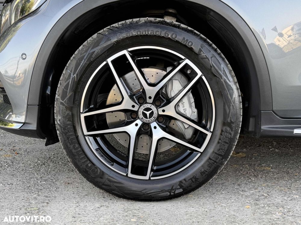 Mercedes-Benz GLC Coupe 250 d 4Matic 9G-TRONIC AMG Line - 35