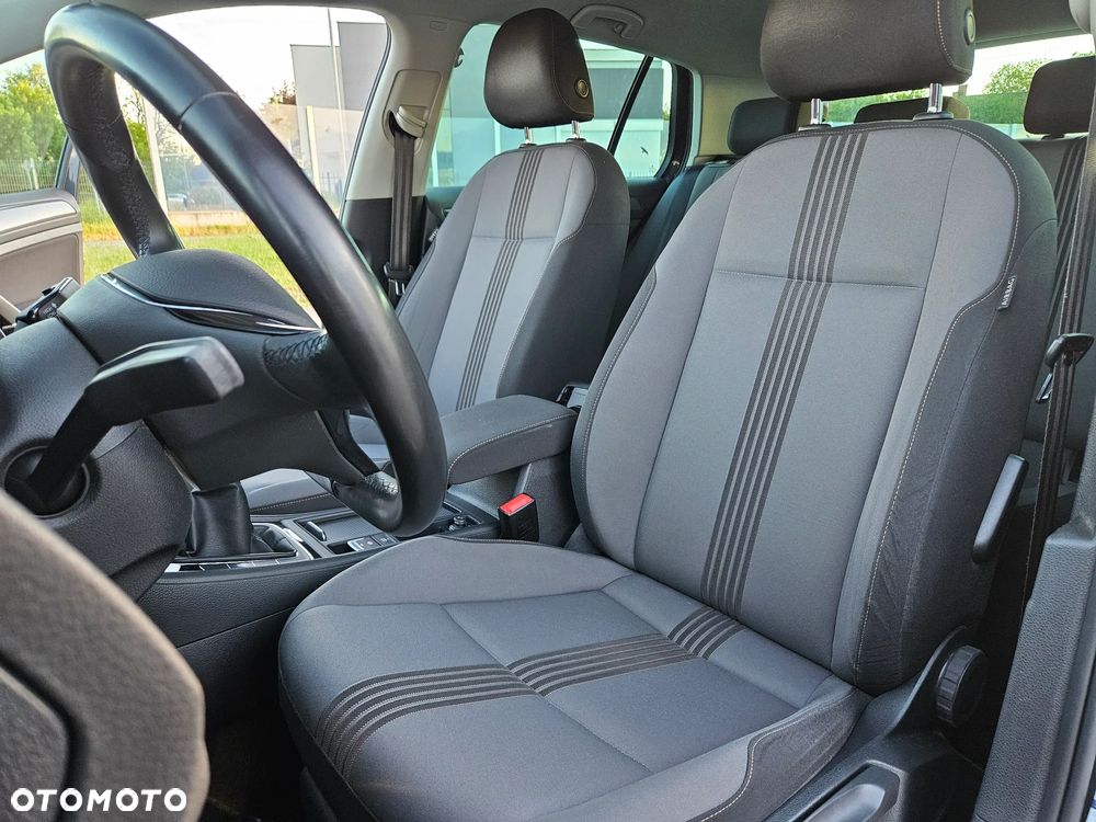 Volkswagen Golf 1.4 TSI BMT Comfortline - 10