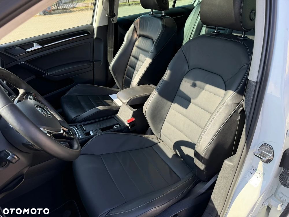 Volkswagen Golf 2.0 TDI DPF DSG GTD - 15