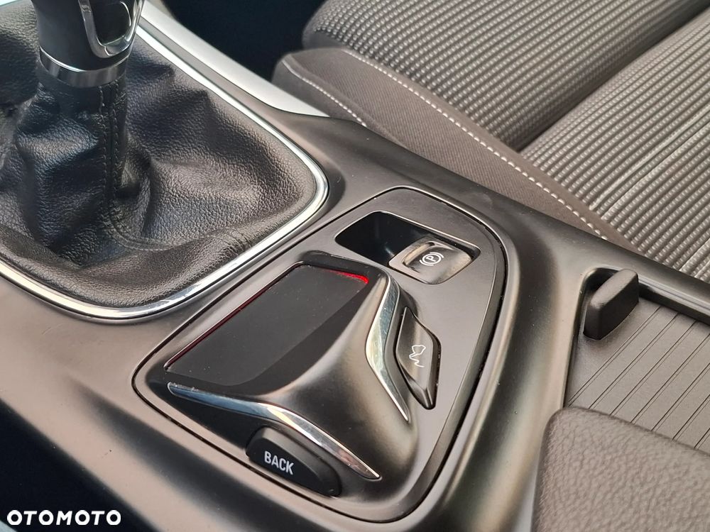 Opel Insignia 2.0 CDTI Cosmo - 19