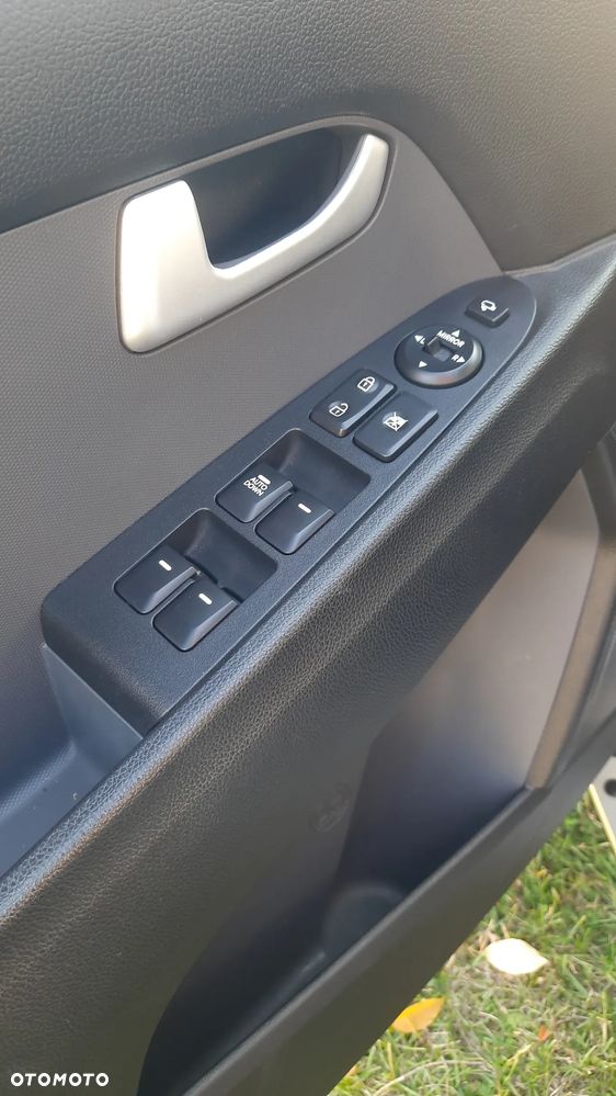 Kia Sportage 1.6 GDI 2WD ISG Dream-Team Edition - 12