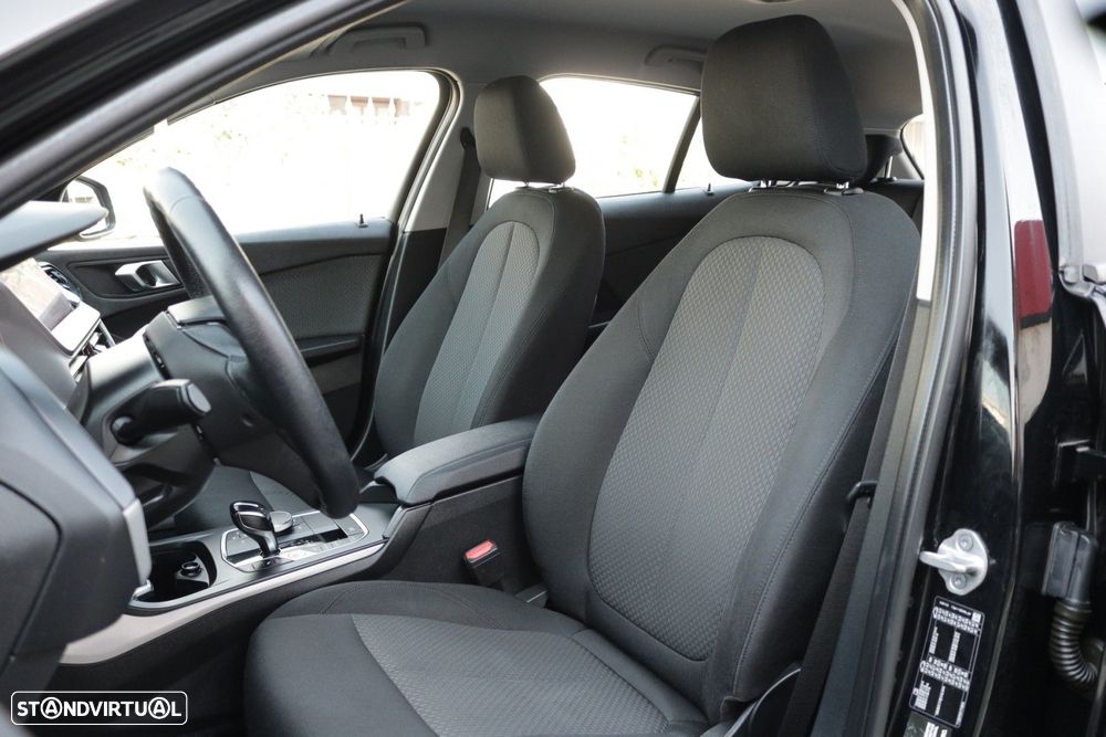 BMW 118 d Pack Desportivo M — fotografia 20