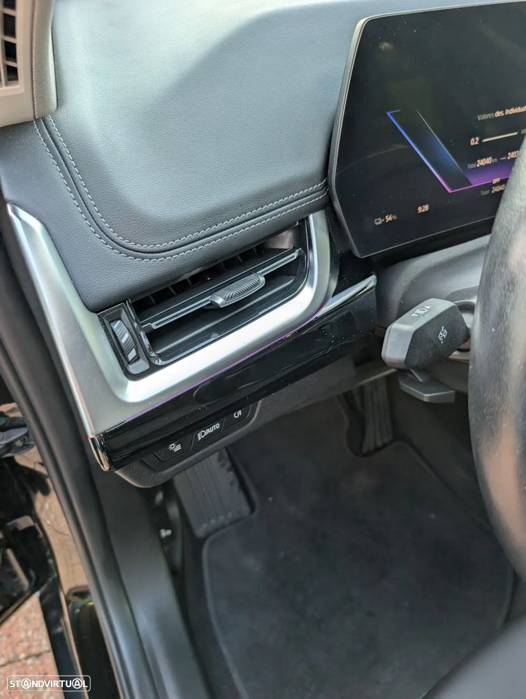 BMW iX1 xDrive30 xLine - 10