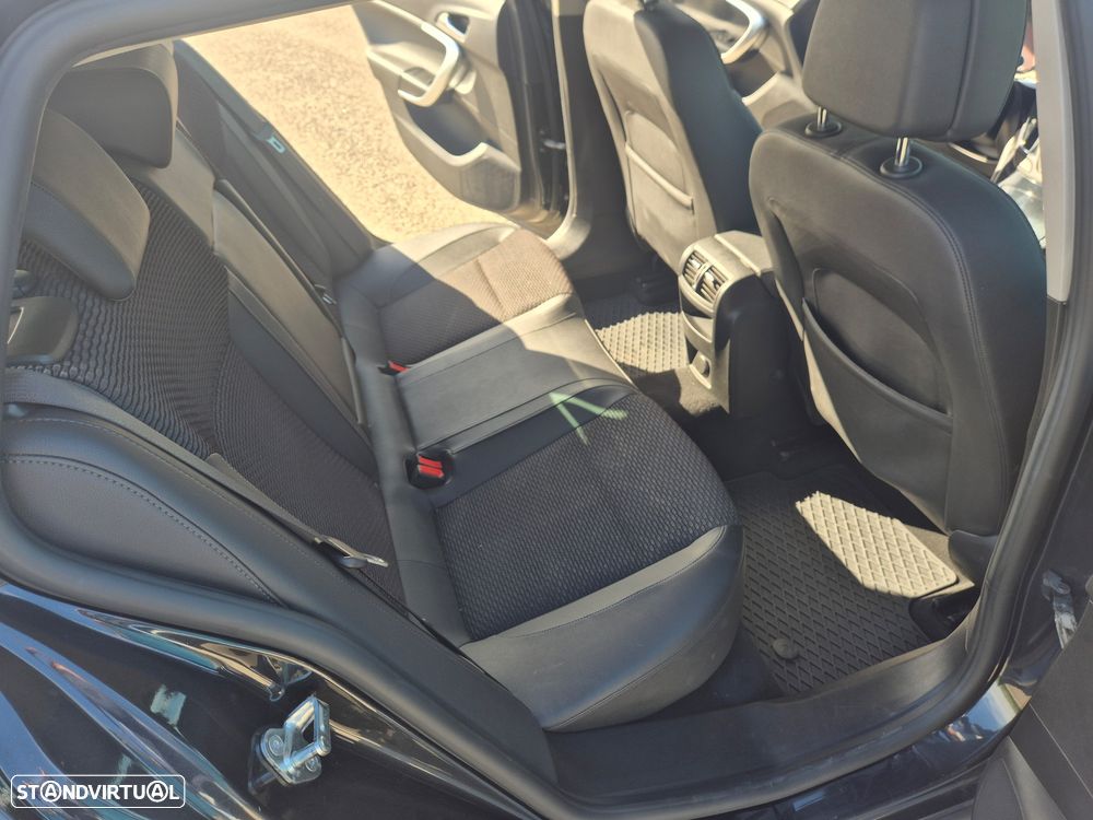 Opel Insignia Sports Tourer 2.0 CDTi Cosmo S/S - 11