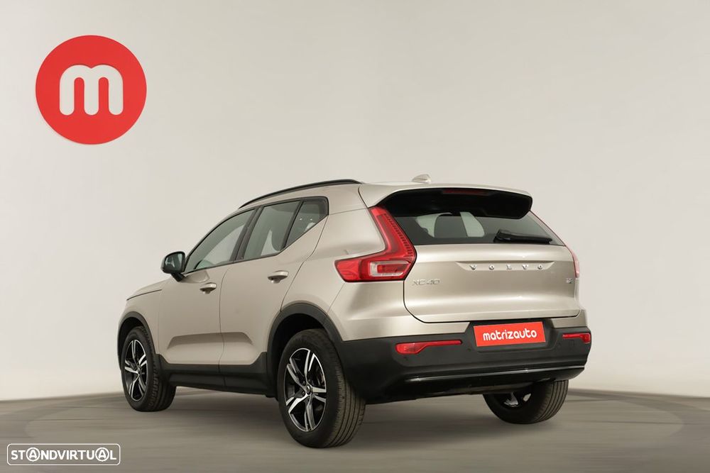 Volvo XC 40 1.5 T2 Plus Dark Auto - 3