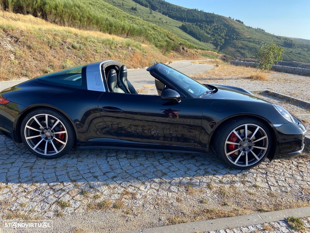 Porsche 911 Série F - 1