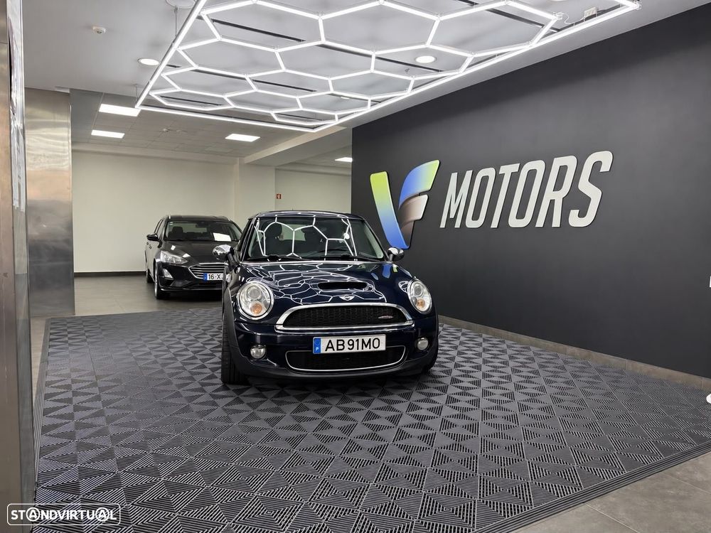MINI 3 Portas Cooper S - 3
