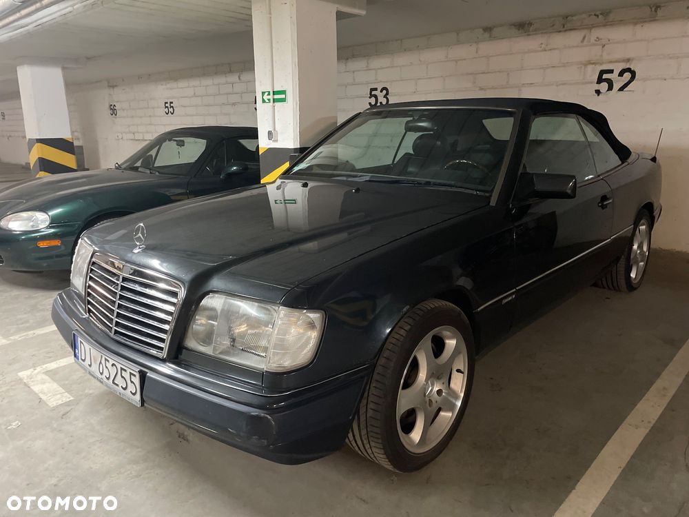 Mercedes-Benz Klasa E 320 - 13