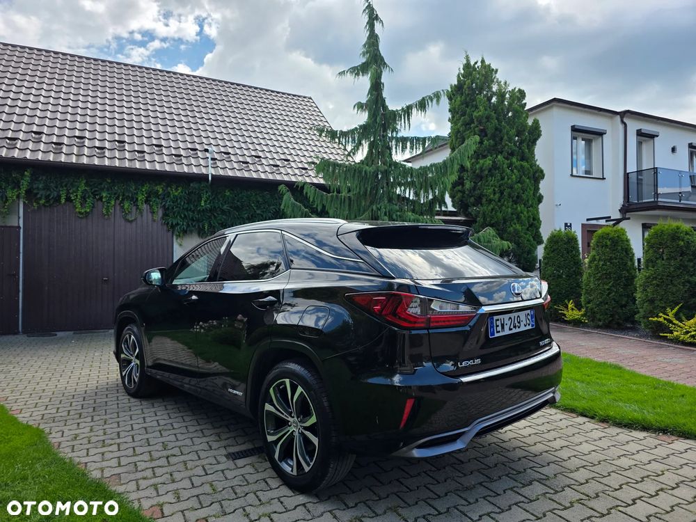 Lexus RX - 4