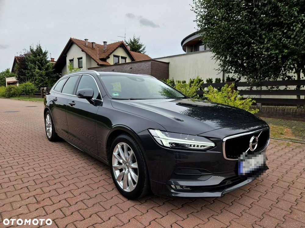Volvo V90 D4 SCR Momentum - 2
