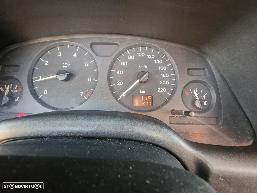 Opel Astra Caravan 1.4i 16V - 9