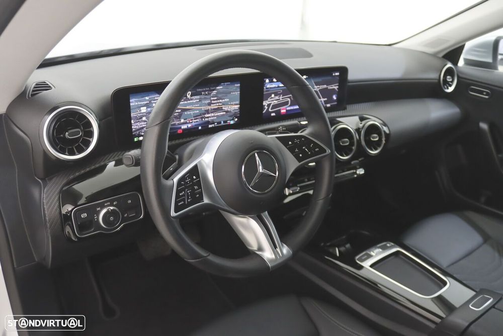 Mercedes-Benz CLA 180 d Shooting Brake Style Plus Aut. - 4