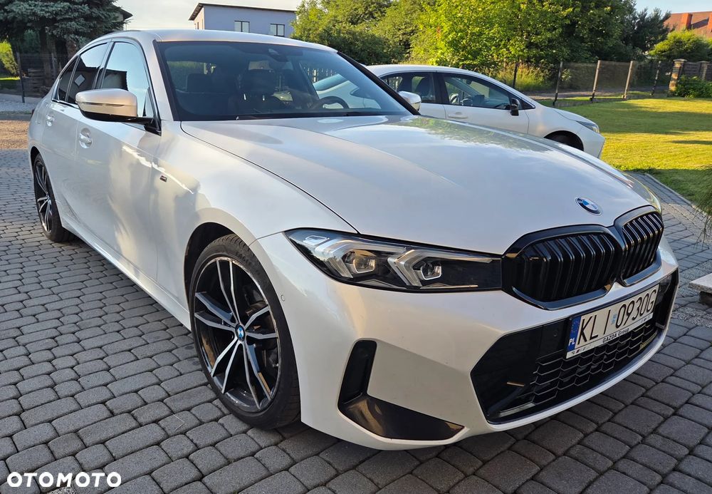 BMW Seria 3 320d xDrive mHEV M Sport - 2