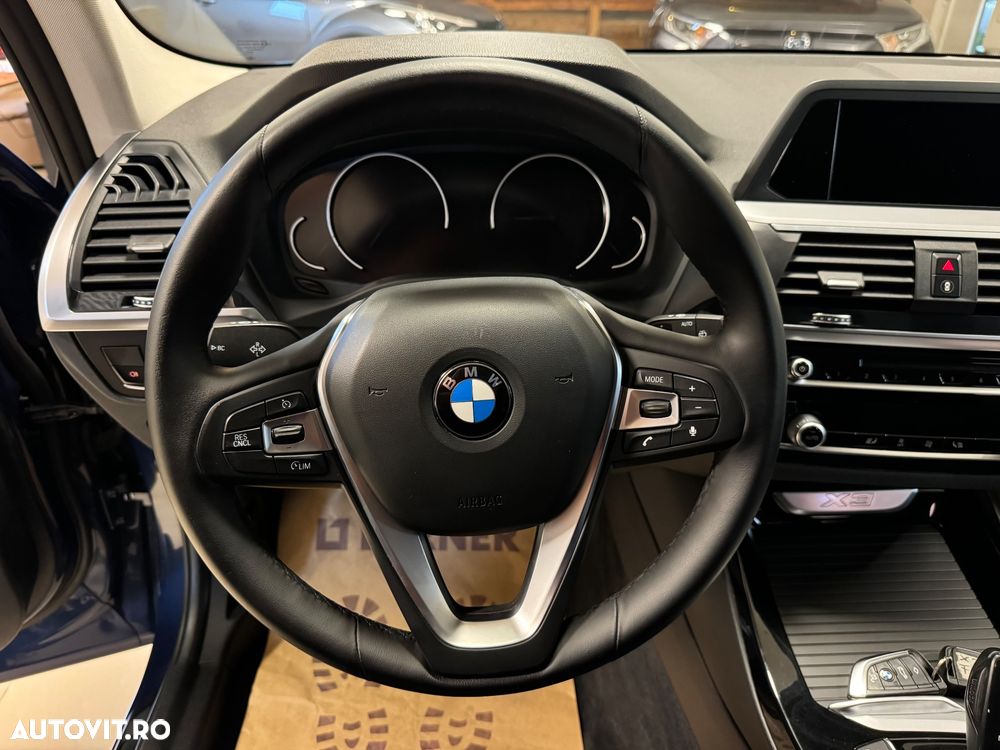 BMW X3 xDrive20d Aut. Advantage - 22