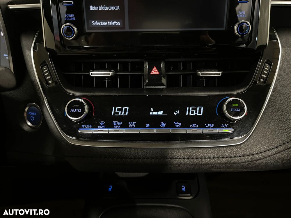 Toyota Corolla 1.8 HSD Business - 16
